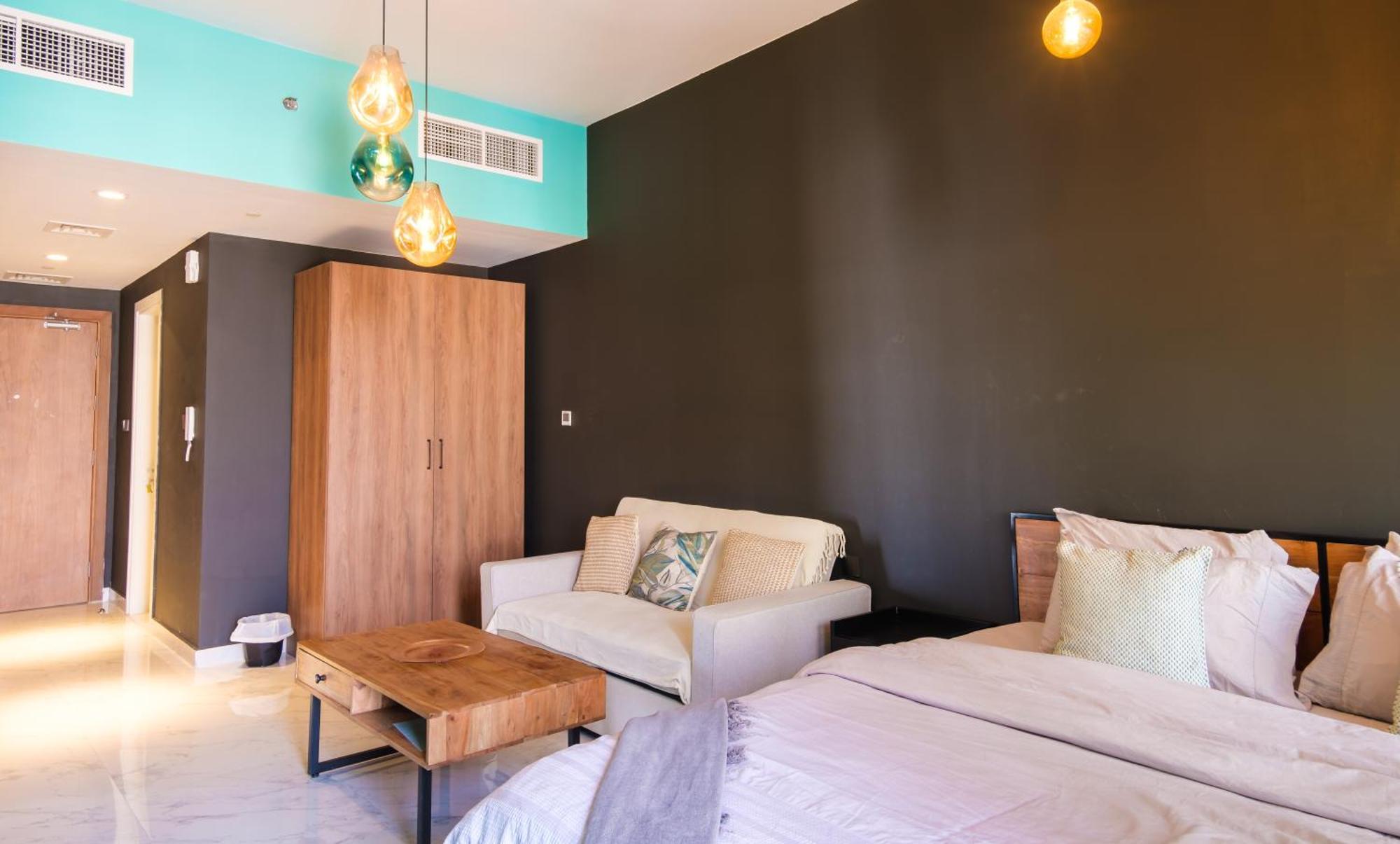 Industrial Chic Retreat Apartment Al Qurayyah Ngoại thất bức ảnh
