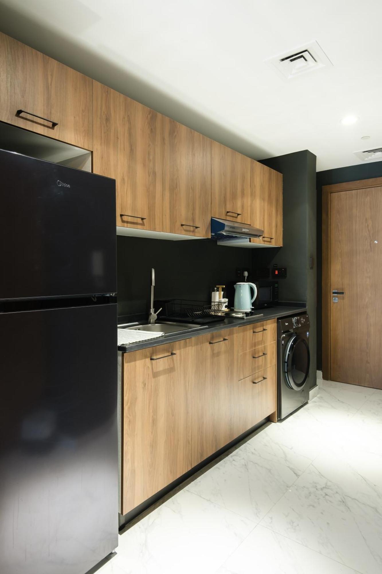 Industrial Chic Retreat Apartment Al Qurayyah Ngoại thất bức ảnh