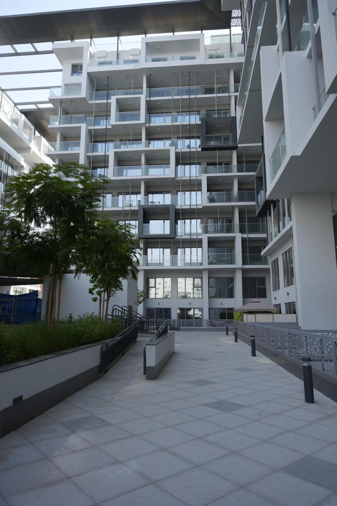 Industrial Chic Retreat Apartment Al Qurayyah Ngoại thất bức ảnh